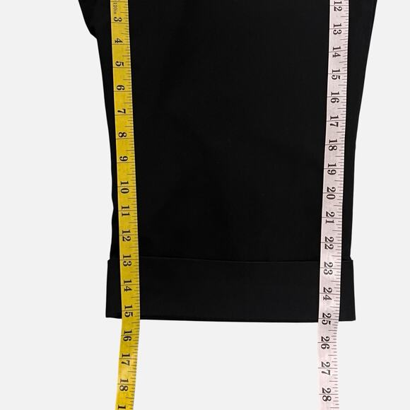 Dockers Pants Womens 14 Capri Black Mid Rise Cuffs Side Pockets Casual - Picture 7 of 8